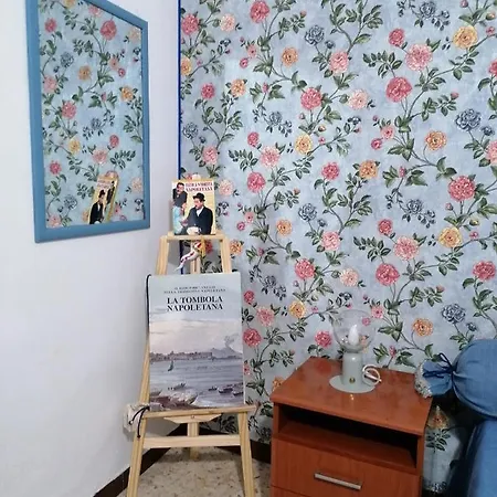 A Finesta E Titina
